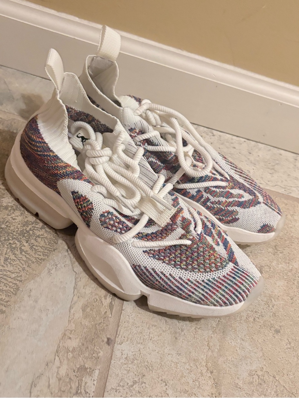 SIA Collective CV 0.02 (Multicolor Knit) Size 7 in women